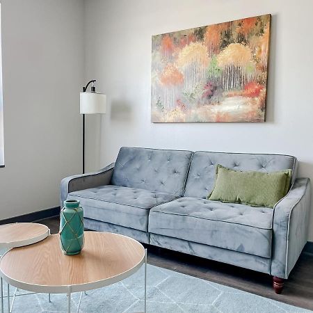 Sleepover 1Bd 1Ba Des Moines Apartments Bagian luar foto