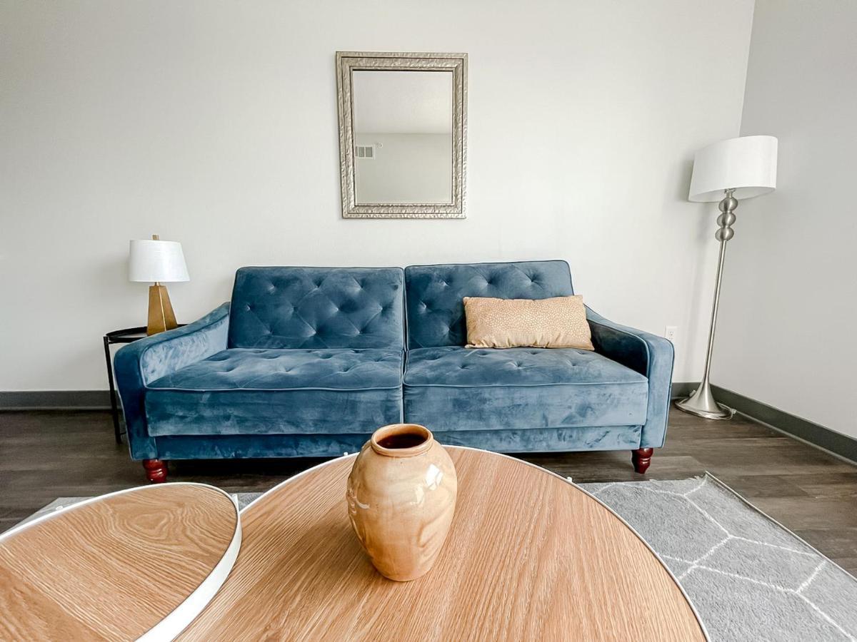 Sleepover 1Bd 1Ba Des Moines Apartments Bagian luar foto