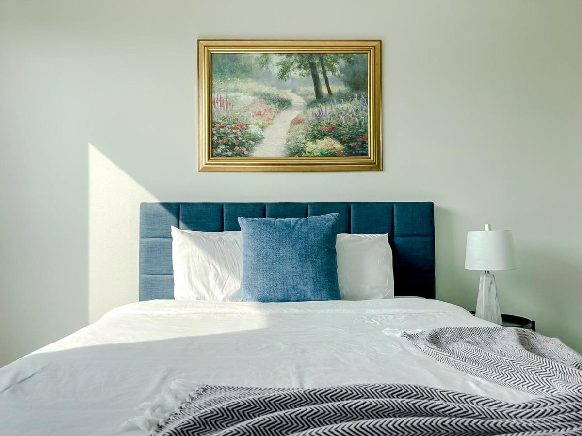 Sleepover 1Bd 1Ba Des Moines Apartments Bagian luar foto