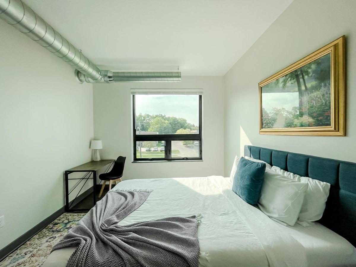 Sleepover 1Bd 1Ba Des Moines Apartments Bagian luar foto