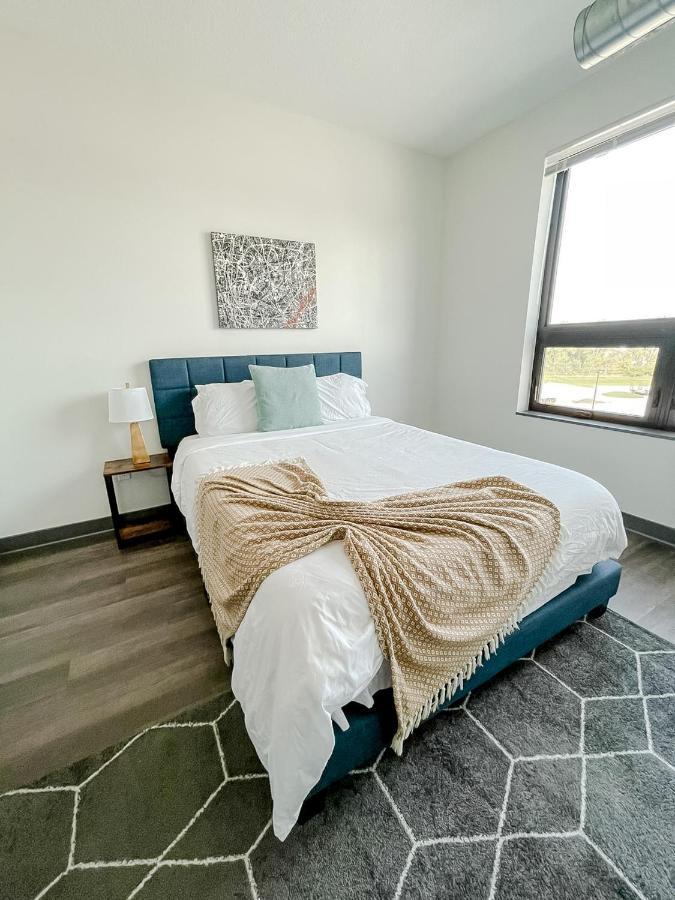 Sleepover 1Bd 1Ba Des Moines Apartments Bagian luar foto