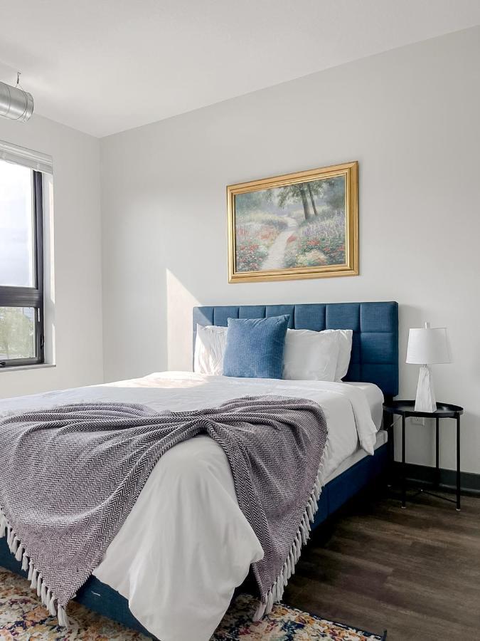 Sleepover 1Bd 1Ba Des Moines Apartments Bagian luar foto