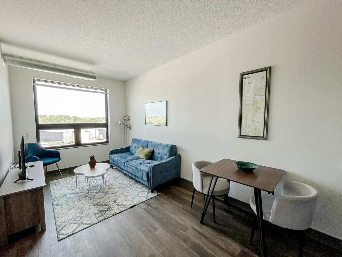 Sleepover 1Bd 1Ba Des Moines Apartments Bagian luar foto
