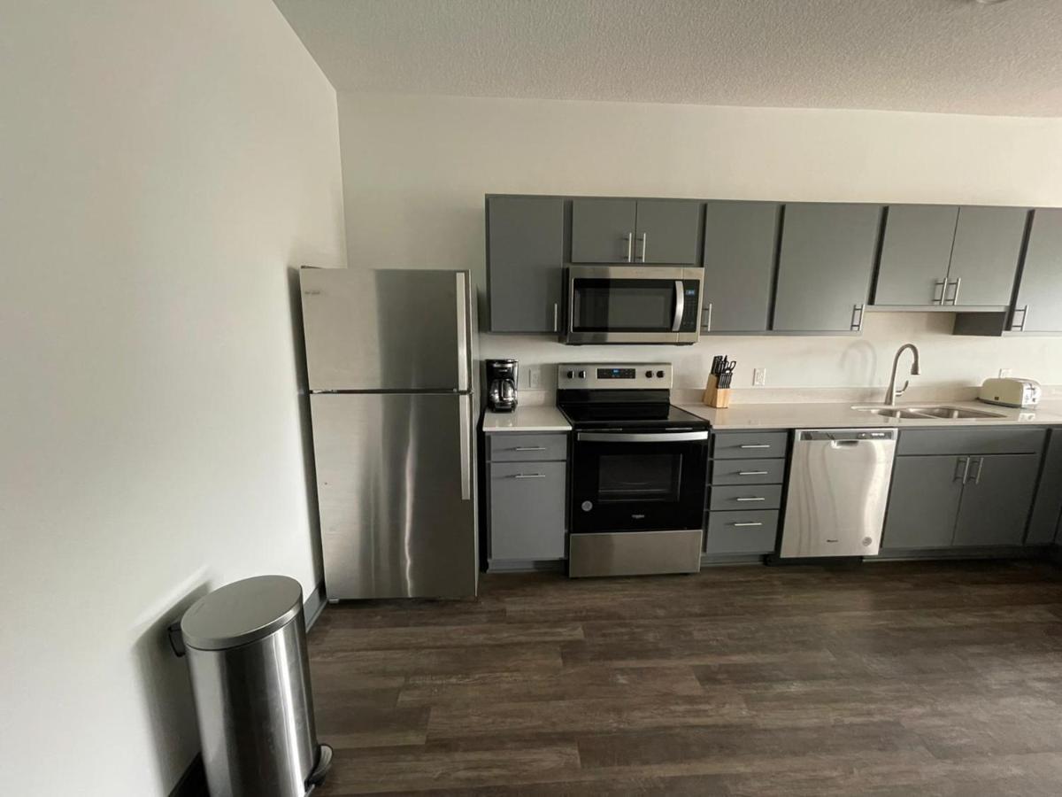 Sleepover 1Bd 1Ba Des Moines Apartments Bagian luar foto