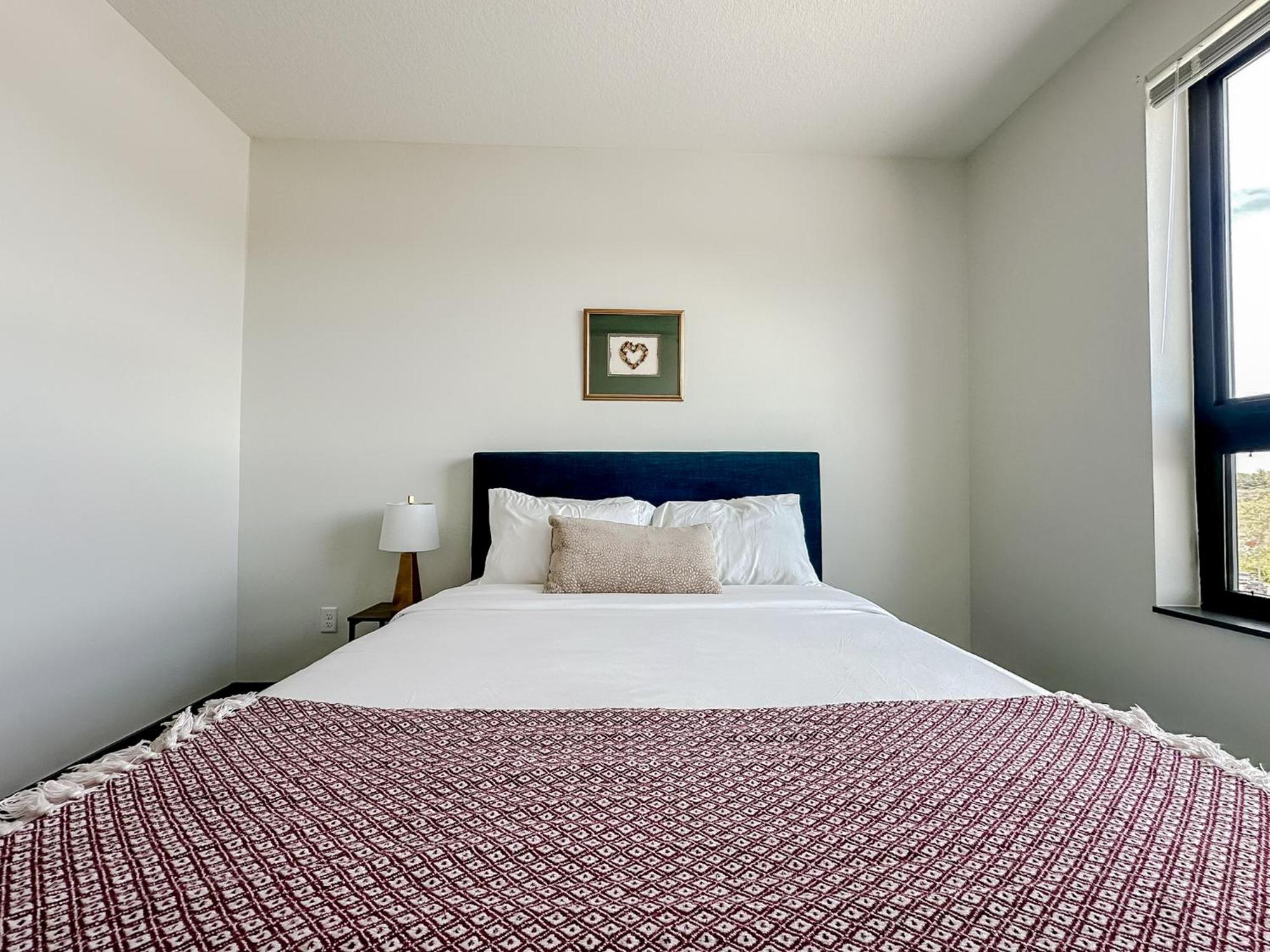 Sleepover 1Bd 1Ba Des Moines Apartments Bagian luar foto