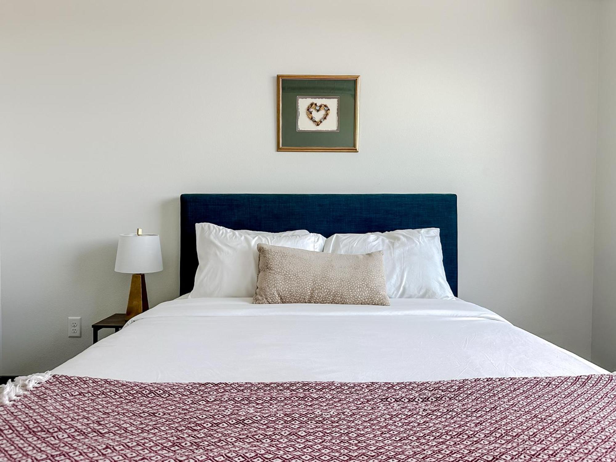 Sleepover 1Bd 1Ba Des Moines Apartments Bagian luar foto