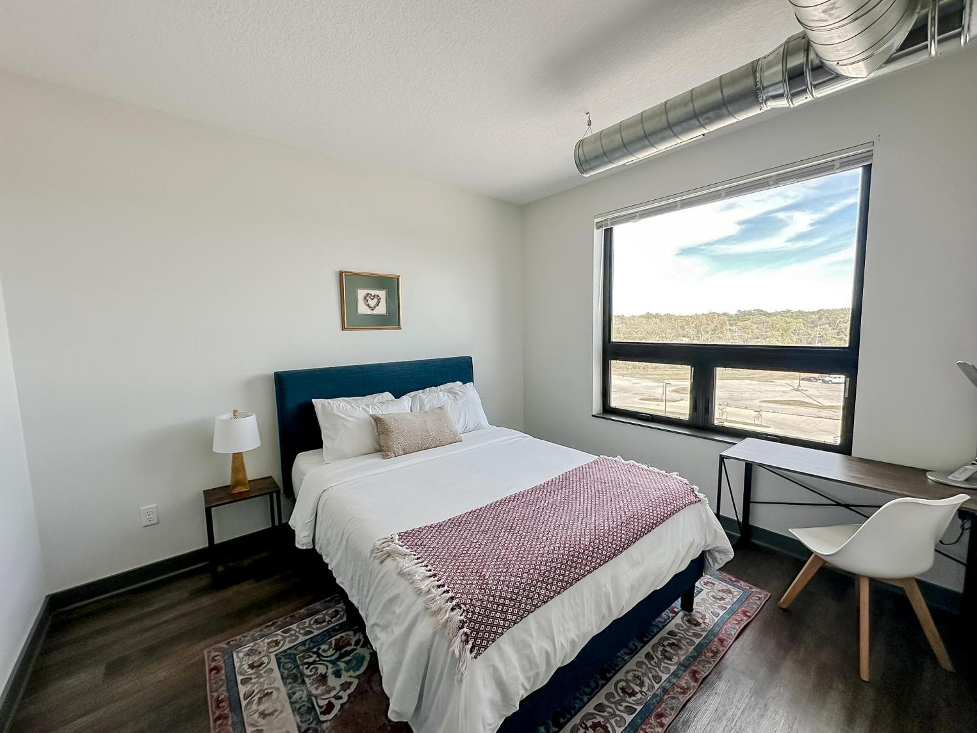 Sleepover 1Bd 1Ba Des Moines Apartments Bagian luar foto